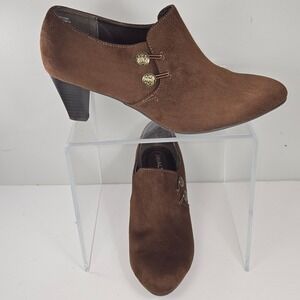 Rialto Smith Womens Brown Suede Shooties Button Accent Pointed Toe Heels 10M